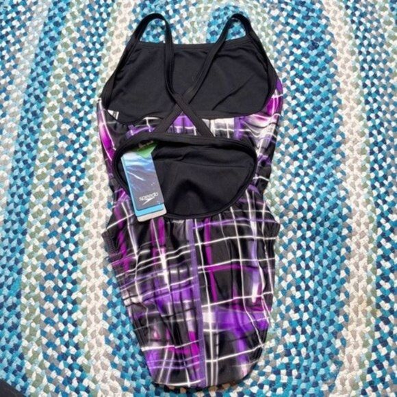 Speedo One Piece 26 - Picture 6 of 7